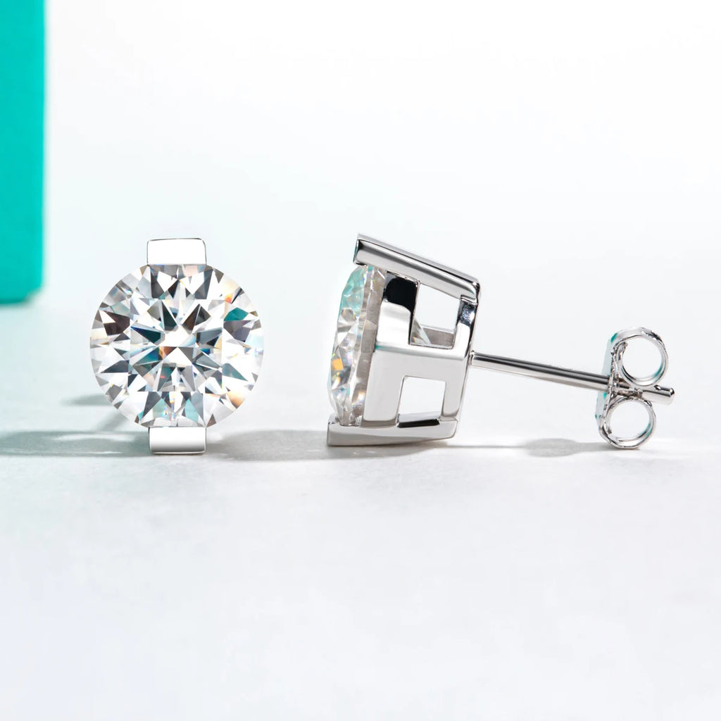 Round Moissanite Stud Earrings